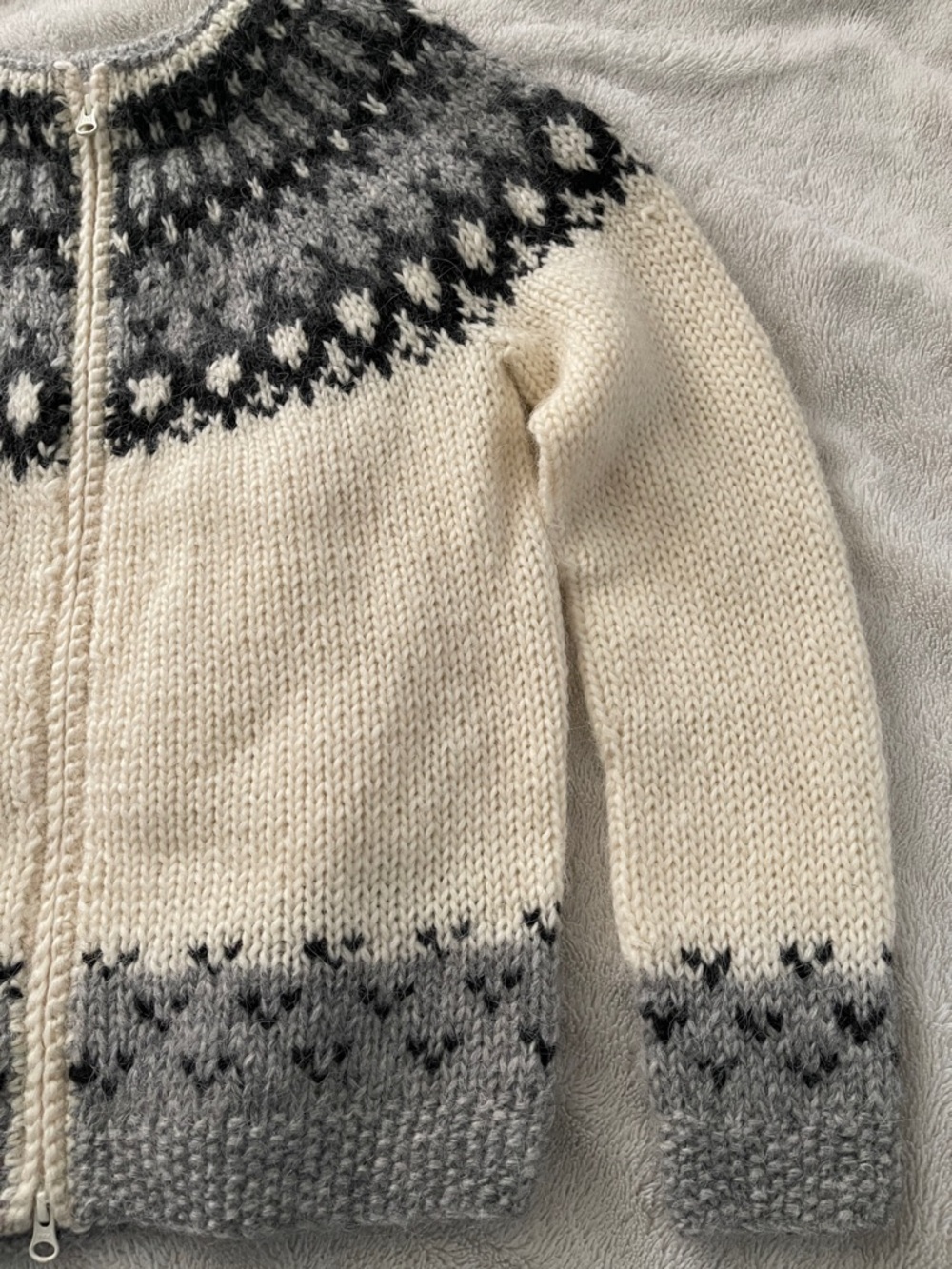 Wool zip sweater hand knitted made in Iceland Women’s XS gray cream - Picture 3 of 6